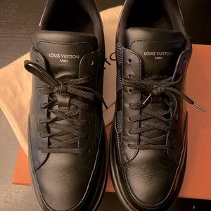 SOLD OUT Mens Beverly Hills LV sneaker w/Damier pattern.